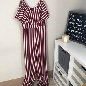 ❗️SALE❗️Burgundy jumpsuit